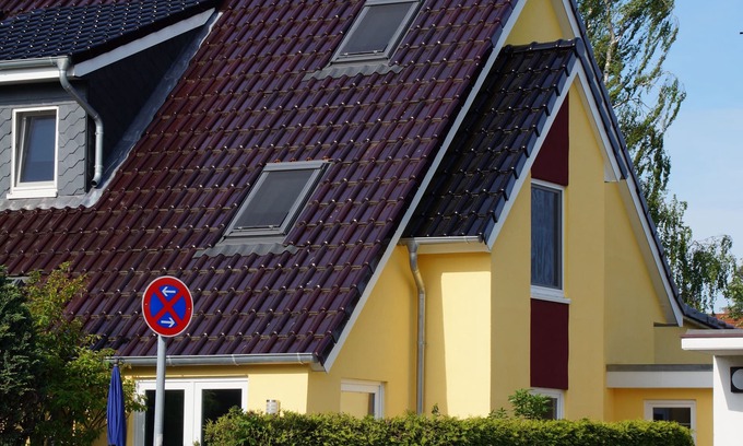 Alt-Travemunde/Ronnau House | Living on three levels - 2.5 room semi-detached house with terrace and private access