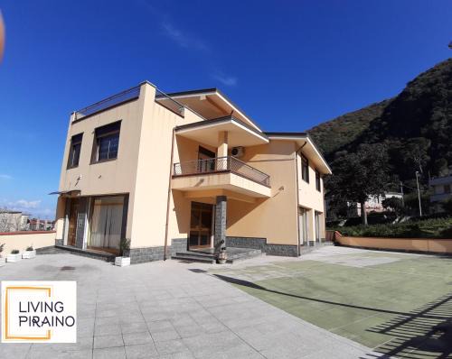Piraino Apartment | Living Piraino case vacanze