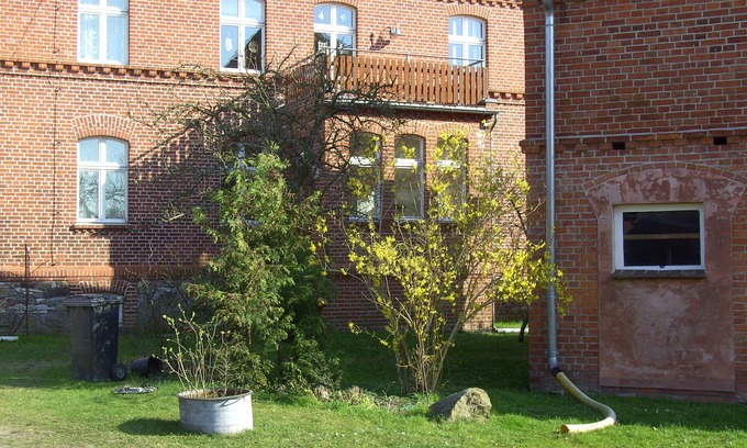 Roddan Apartment | Living together in the monument, 5 people, possibly Extra bed, suitable for children