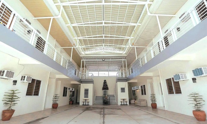 Angeles City Hotel | Ljenj Apartelle