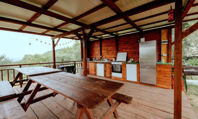 Ljubac House | Ljubac Glamping Belltent Robinson