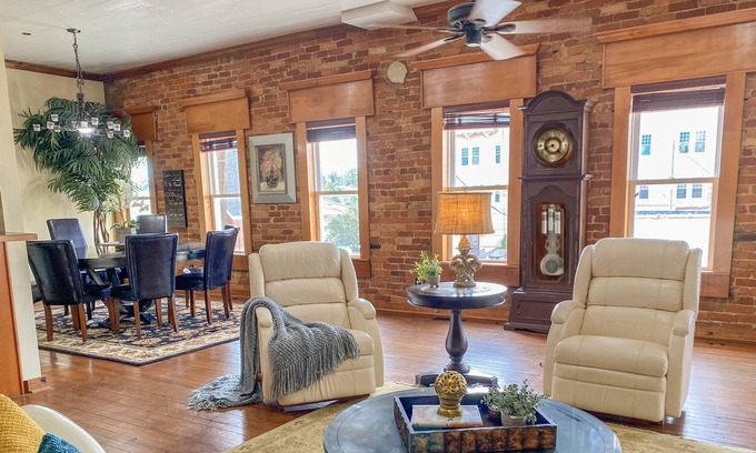 Enterprise Apartment | L👀K! Main Street Loft -- Historic Building in Downtown Enterprise - SLEEPS 8-10