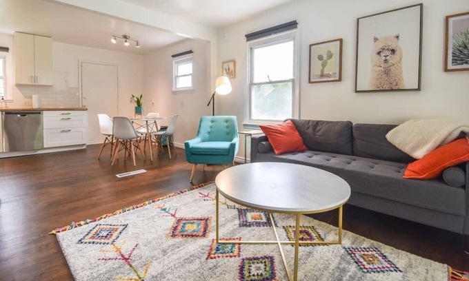 Hazel Park House | Llamaste in Hazel Park w/ Fenced Backyard for Pets
