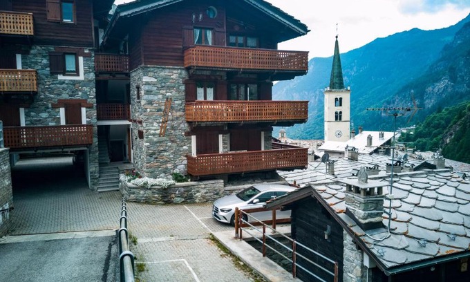 Valtournenche Apartment | "Lo méquio de Emilie" 2 passi da centro e piste
