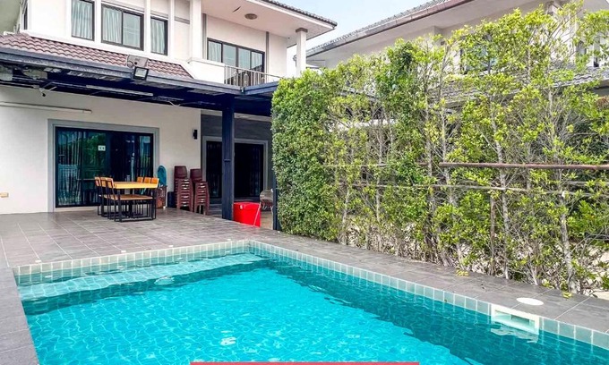 Chiang Mai Villa | Local 4BR Pool House - Near City with Pool Table