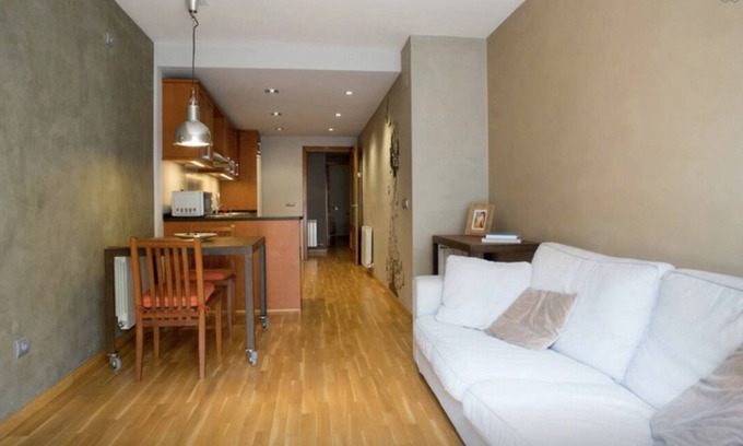 Molins de Rei Apartment | Local charm. Real life! 20 min to Barcelona A/C + WiFi