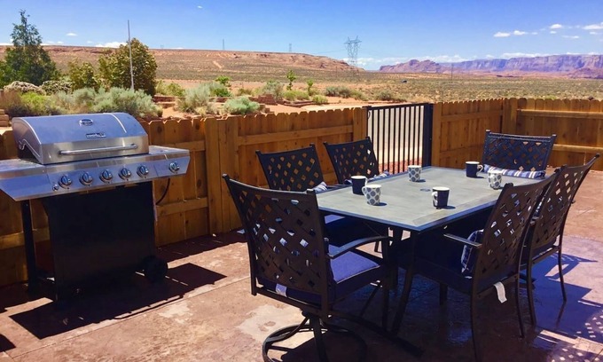 Page House | 🏜️Local VIEW🐶Pet Friendly🚤BOAT Parking~AntelopeCanyon~HorseshoeBend 7-12 min