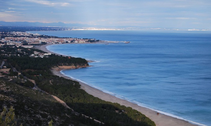 L'Hospitalet de l'Infant Condo | Located in L'Hospitalet de L'infant, to enjoy the beach and the mountains
