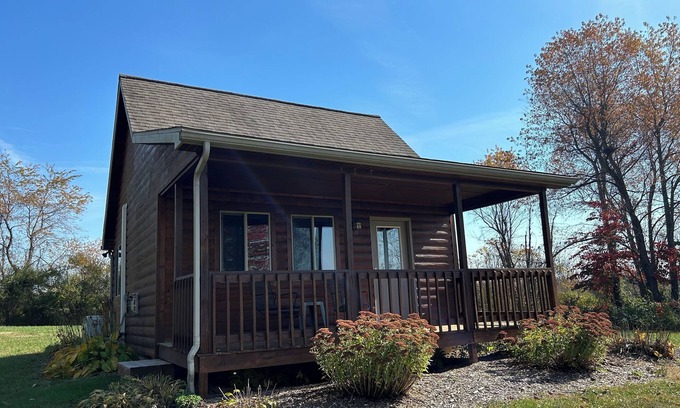 New Marshfield Cabin | Located at the foothills of the Hocking Hills