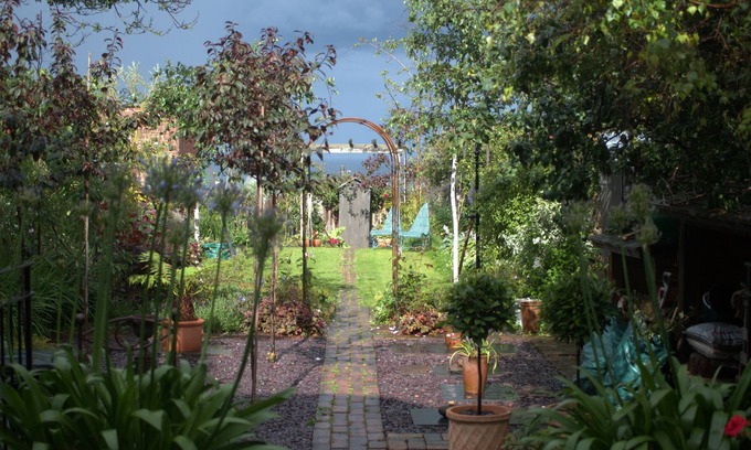Dunbar Apartment | Located in Seaside Town - Countryside, Sea and City