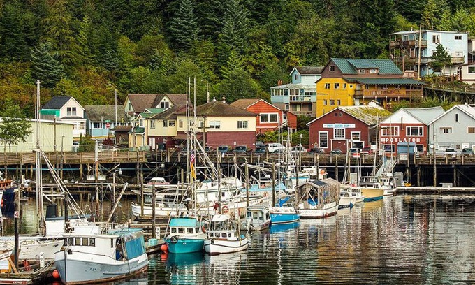 Ketchikan House | Located in the heart of downtown near the docks at Thomas Basin.