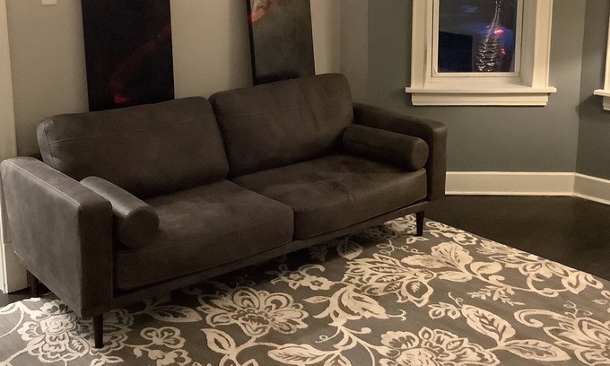 Woodlawn Apartment | Located Near Hospitals,, Grant Park and Museums