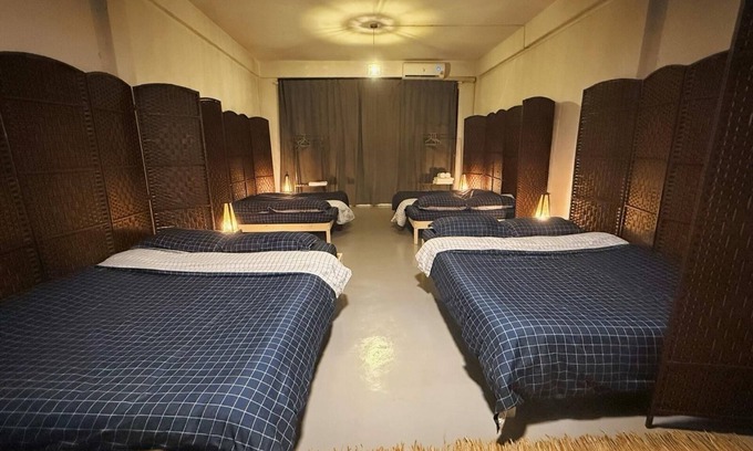 Rama 9 Apartment | Located at CBD Rama 9. Family room with 4 Double Bed (Share bath)
