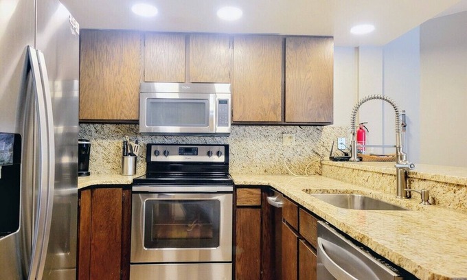 Brian Head Condo | Location! Best Ski In/Ski Out Condo on the Mountain.