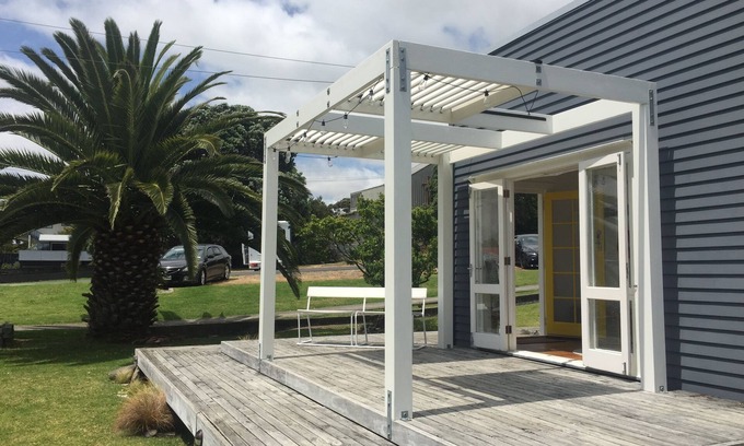 Raglan House | Location Location in the heart of Raglan