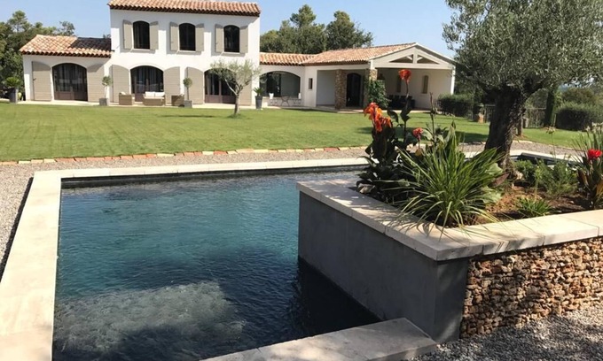Besse-sur-Issole Villa | Location Var Provence - Holiday villa with pool
