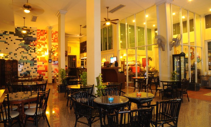 Sukhumvit Bed & Breakfast | Lodge 61 Bed & Breakfast