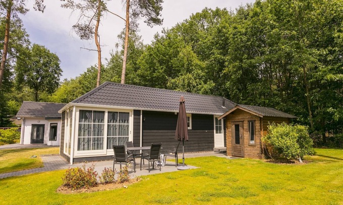 Markelo Ski Chalet | Lodge in Twente with Finnish Sauna