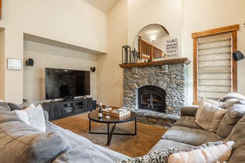 Mammoth Lakes House | Lodges 1156