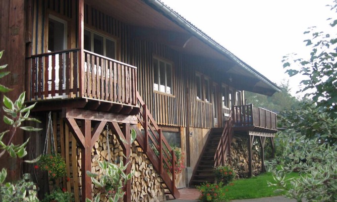Saint-Amarin Ski Chalet | lodging 15 people classified 3 stars, games room, table football, table tennis .