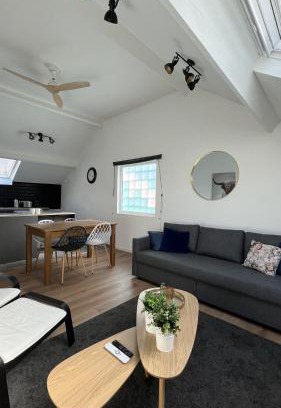 Brive-la-Gaillarde Apartment | Loft 101