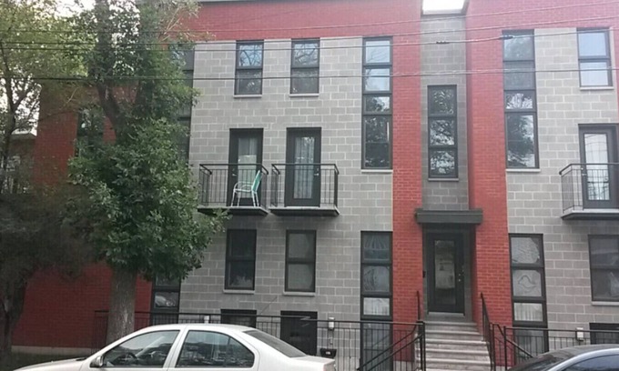 Bellerive Apartment | Loft 16 pieds de plafond avec deux terrasses!