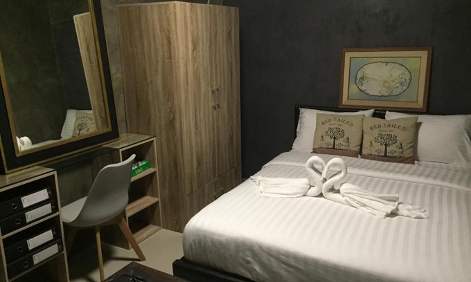 Khlong Sam Prawet Hotel | Loft 21 Apartment Romklao