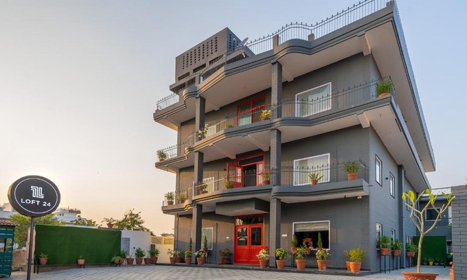 Jaipur Hotel | Loft 24, Mansarovar
