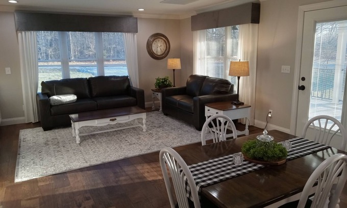 Eddyville House | Loft A Charming country style home near Lake Barkley, golf course and water park
