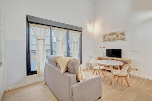 Milagrosa Apartment | Loft abejeras By Clabao