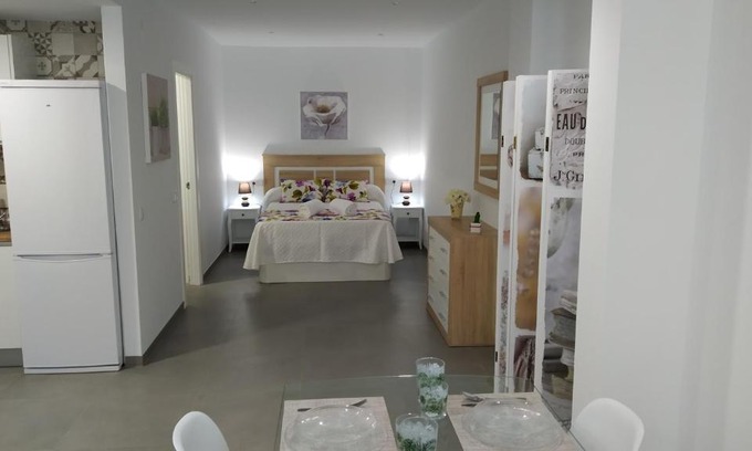 Ciudad Jardin Apartment | Loft Abril