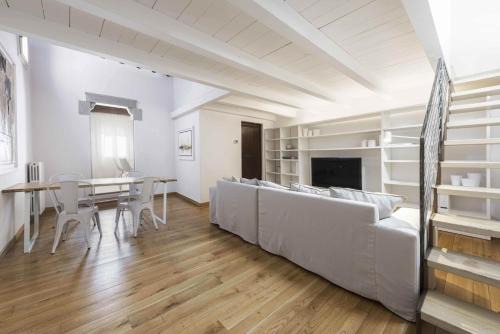 Santo Spirito Apartment | Loft al Conventino by MMega