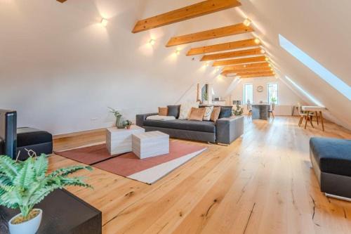 Krems an der Donau Apartment | Loft Dachsberg