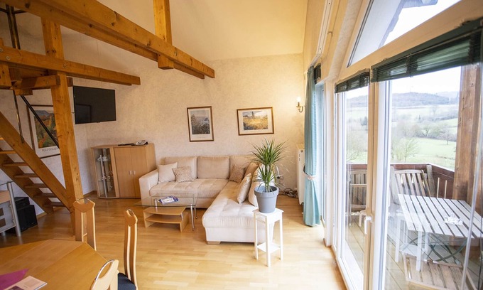 Brilon Apartment | Loft Ferienwohnung, 40qm mit WC, Dusche Oder Bad, Max. 5 Personen