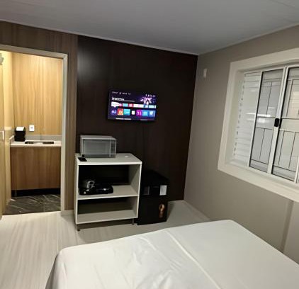 Centro Apartment | Loft Lux 1 (Smart TV, Ar condicionado, Cozinha.)