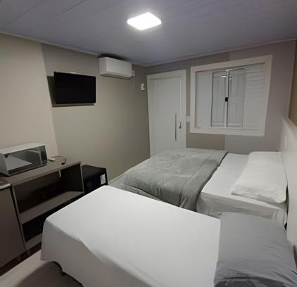 Centro Apartment | Loft Lux 4 (Smart TV, Ar condicionado, Cozinha.)