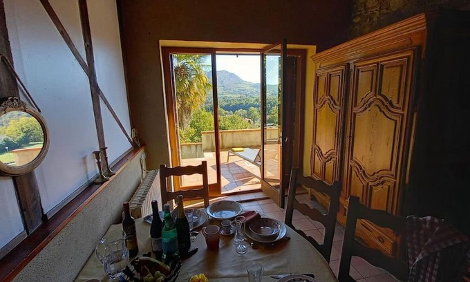 Ferrieres sur Ariege House | Loft rural - terrasse parking et vue