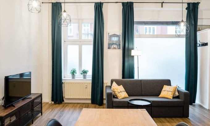 Friedrichshain Apartment | Loft-style Apartment near Boxhagener Platz