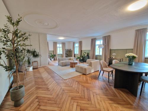 Schwaebisch Hall Apartment | Loftfeeling, Parkplatz, WLAN, Diak, Würth
