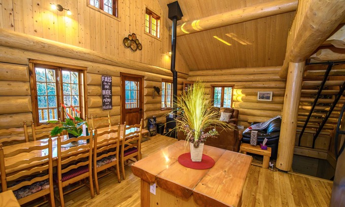 Mauricie Ski Chalet | Log cabin Inspiration!