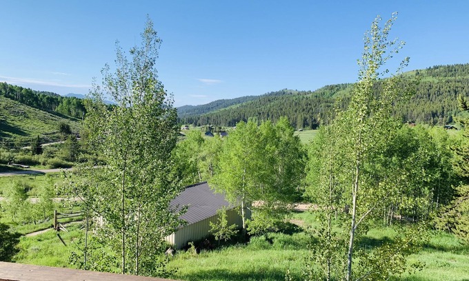 Red Top Meadows House | Log cabin on 5 acres in Wilson Wyoming