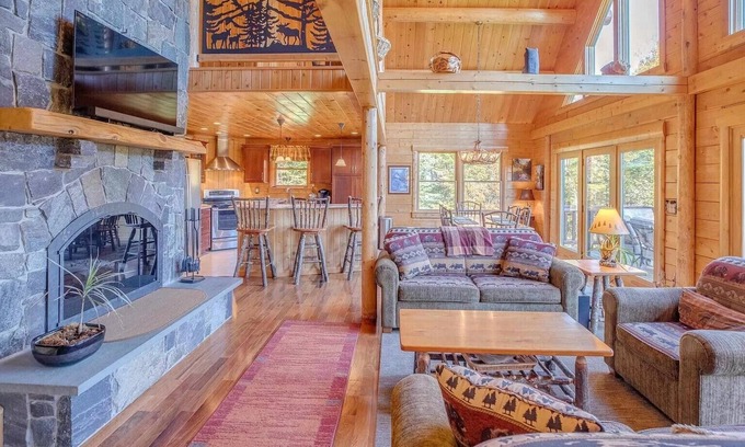 Whitefield House | Log Cabin Retreat in the White Mountains