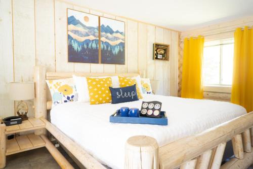 Bonners Ferry Hotel | Log Inn Bonners Ferry