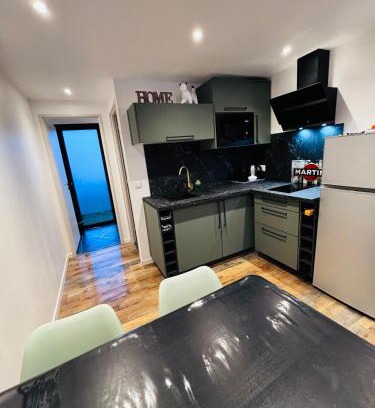 Sommieres Apartment | Logement du Sud avec Jacuzzi