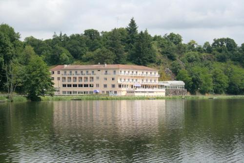 Chantonnay Hotel | Logis Cosy - Hôtel Le Moulin Neuf - Chantonnay