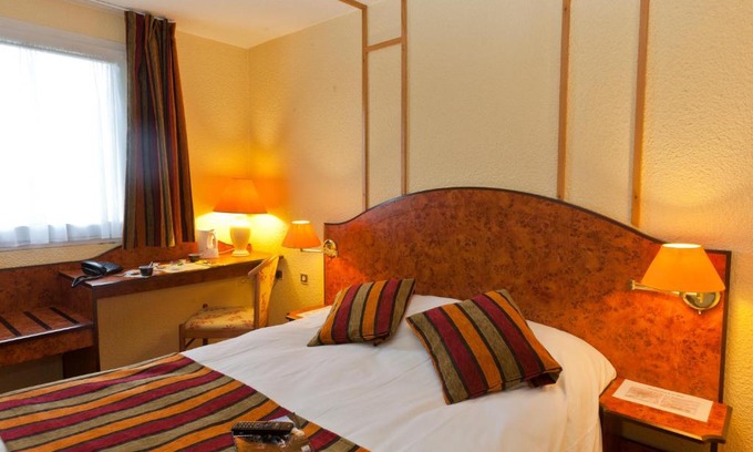 Calais Frethun Hotel | Logis Cottage Hôtel