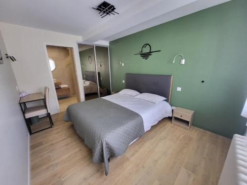 Isigny-sur-Mer Hotel | Logis Hôtel Restaurant de France