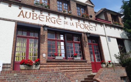 Morbecque Hotel | Logis hôtel & Restaurant - Auberge de la Forêt