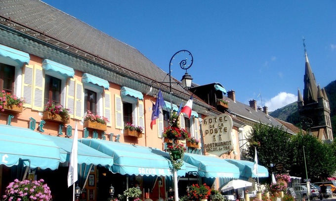 Corps Hotel | Logis Hotel De La Poste