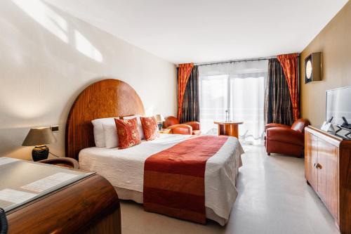 Sainte-Anne-d'Auray Hotel | Logis L'Auberge - Maison Glenn Anna